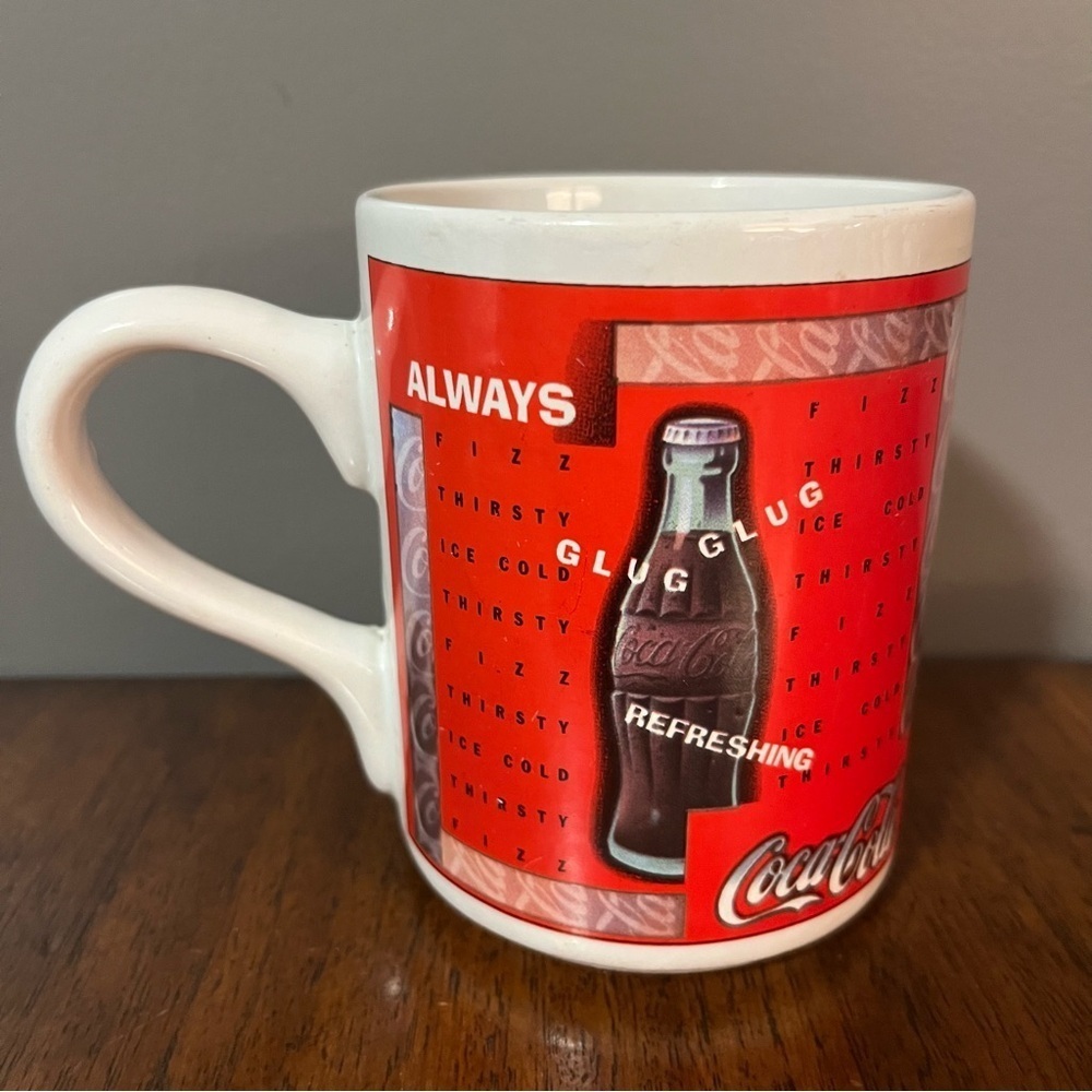 Vintage Coca Cola mug. Great for collectors.